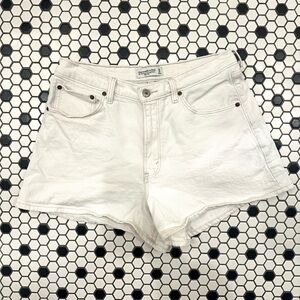 Abercrombie & Fitch Curve Love “The 90’s Relaxed Cutoff Short - High Rise” White